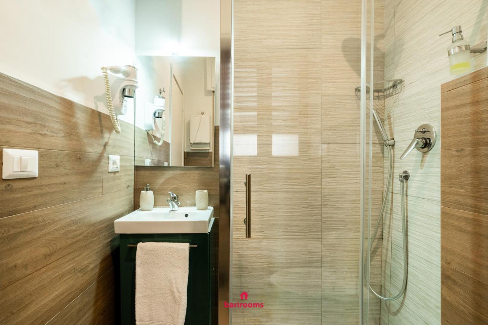 Barirooms - Melo Suites ภายนอก รูปภาพ